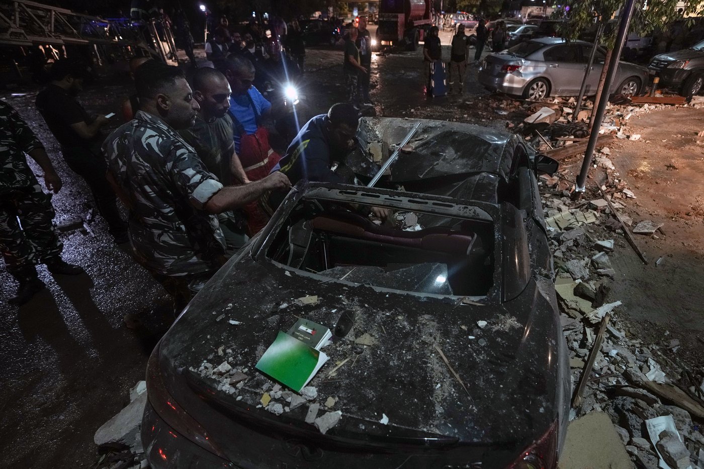 Israel-Hamas war latest: Israeli airstrike levels apartment building in central Beirut | iNFOnews.ca