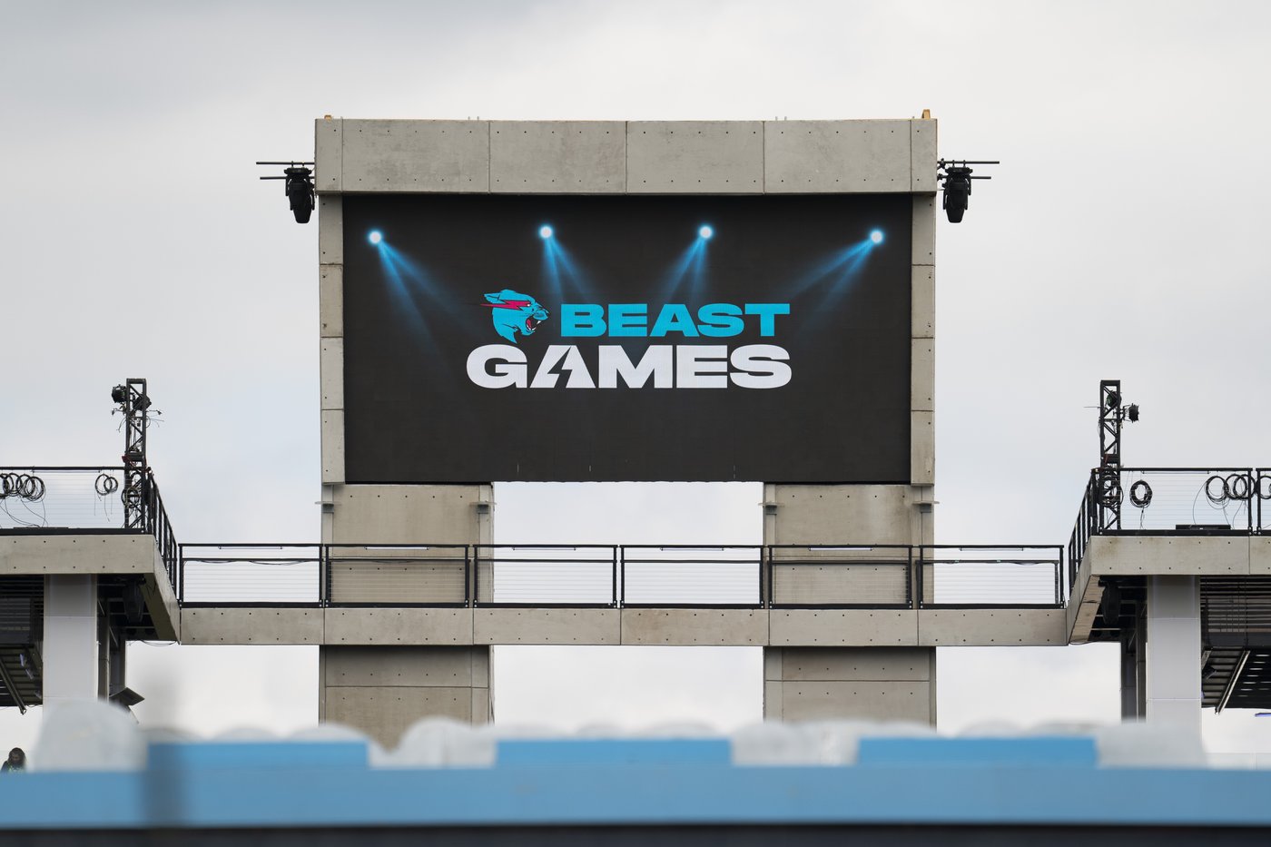 Ontario labour ministry investigating injury on Toronto set of 'Beast Games' | iNFOnews.ca Ontario labour ministry investigating injury on Toronto set of 'Beast Games' | iNFOnews.ca