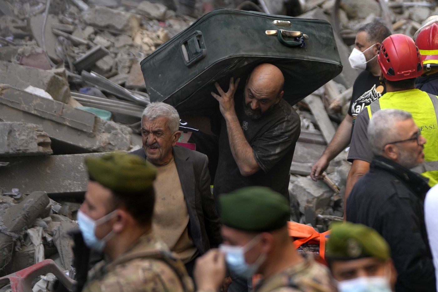 Israeli strikes in central Beirut kill at least 20 as diplomats push for a cease-fire | iNFOnews.ca Israeli strikes in central Beirut kill at least 20 as diplomats push for a cease-fire | iNFOnews.ca