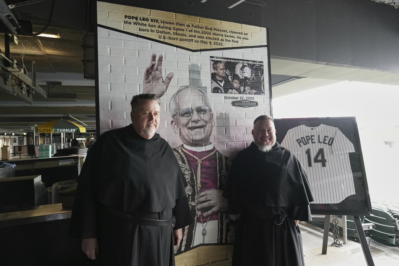 White Sox unveil a graphic installation honoring Pope Leo XIV and his World Series appearance | iNFOnews.ca