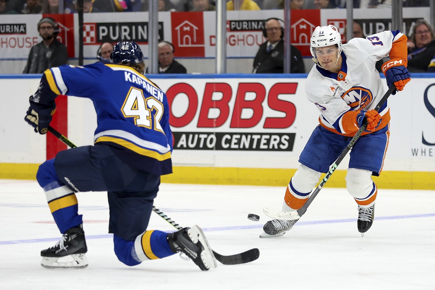 Hofer makes 34 saves, assists on Neighbours’ OT goal in Blues’ 1-0 victory over Islanders | iNFOnews.ca Hofer makes 34 saves, assists on Neighbours’ OT goal in Blues’ 1-0 victory over Islanders | iNFOnews.ca