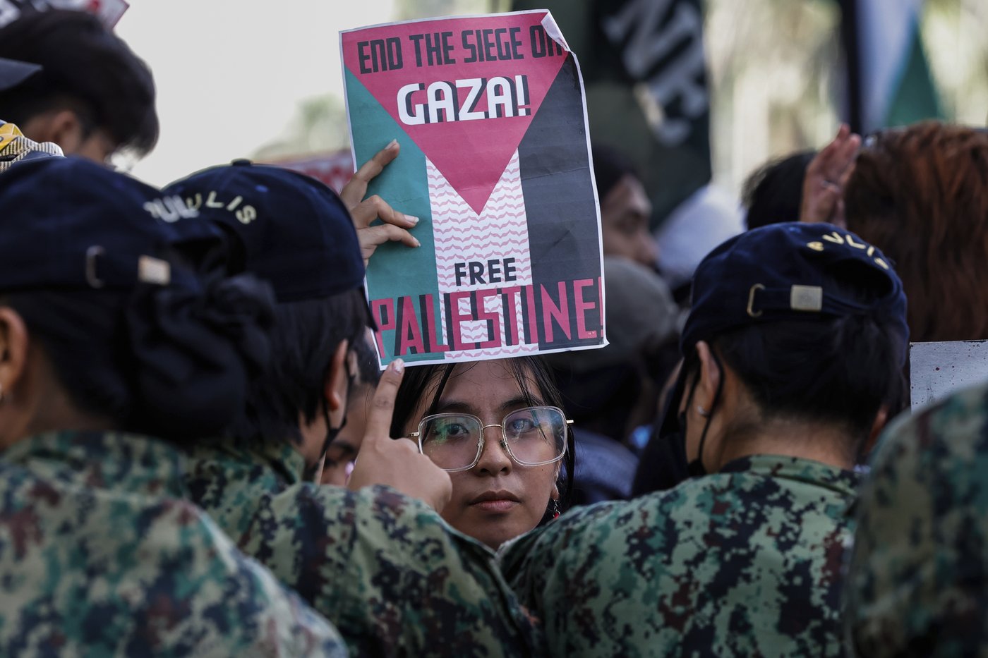 Thousands join pro-Palestinian rallies around the globe as Oct. 7 anniversary nears | iNFOnews.ca Thousands join pro-Palestinian rallies around the globe as Oct. 7 anniversary nears | iNFOnews.ca