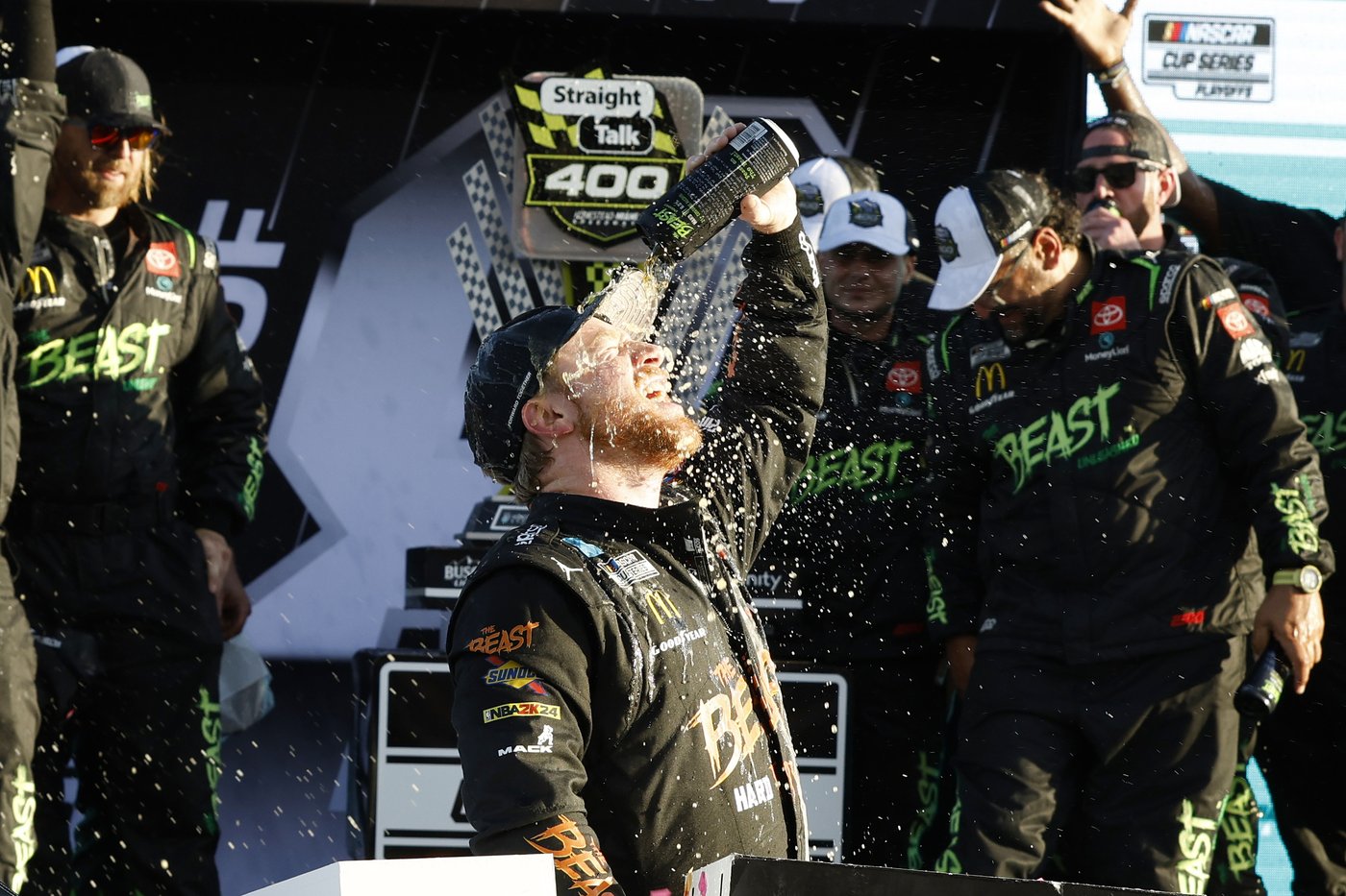 NASCAR's championship field heads to Phoenix with no clear favorite to win Cup title | iNFOnews.ca
