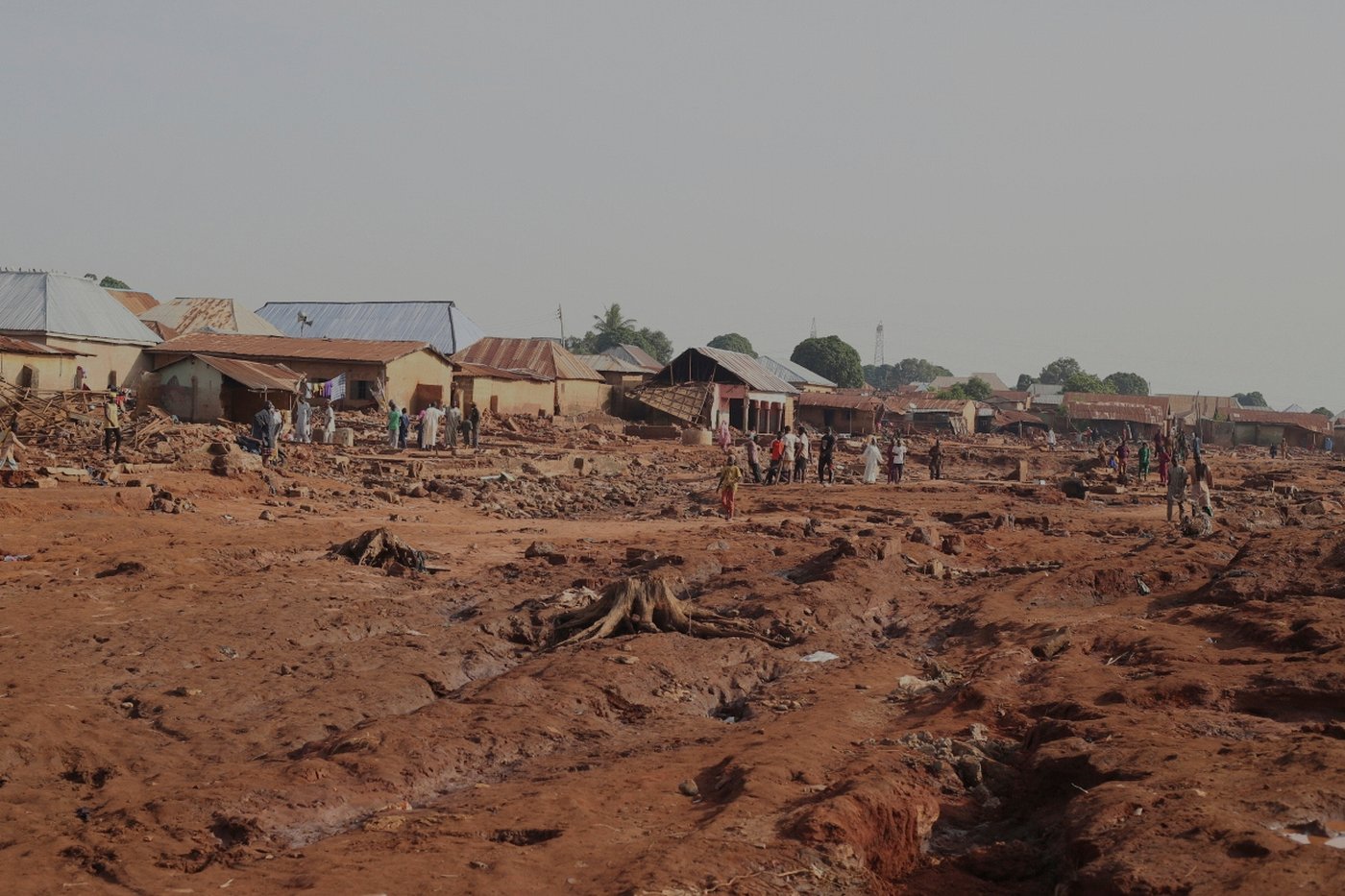 Death toll reaches at least 200 in Nigerian town submerged in floods as rescue efforts halted | iNFOnews.ca Death toll reaches at least 200 in Nigerian town submerged in floods as rescue efforts halted | iNFOnews.ca