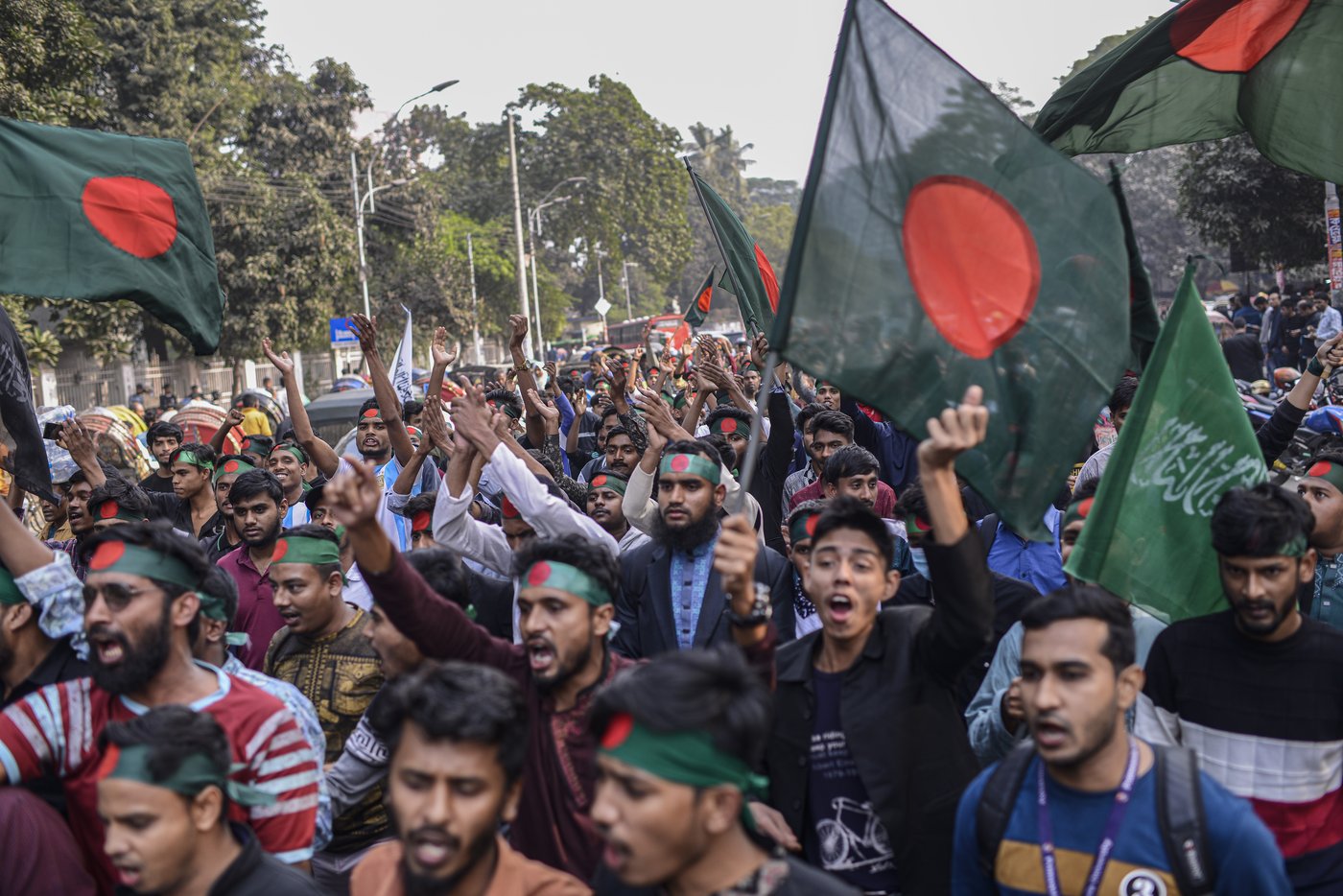 Thousands march in Bangladesh calling for the ousted prime minister's prosecution | iNFOnews.ca