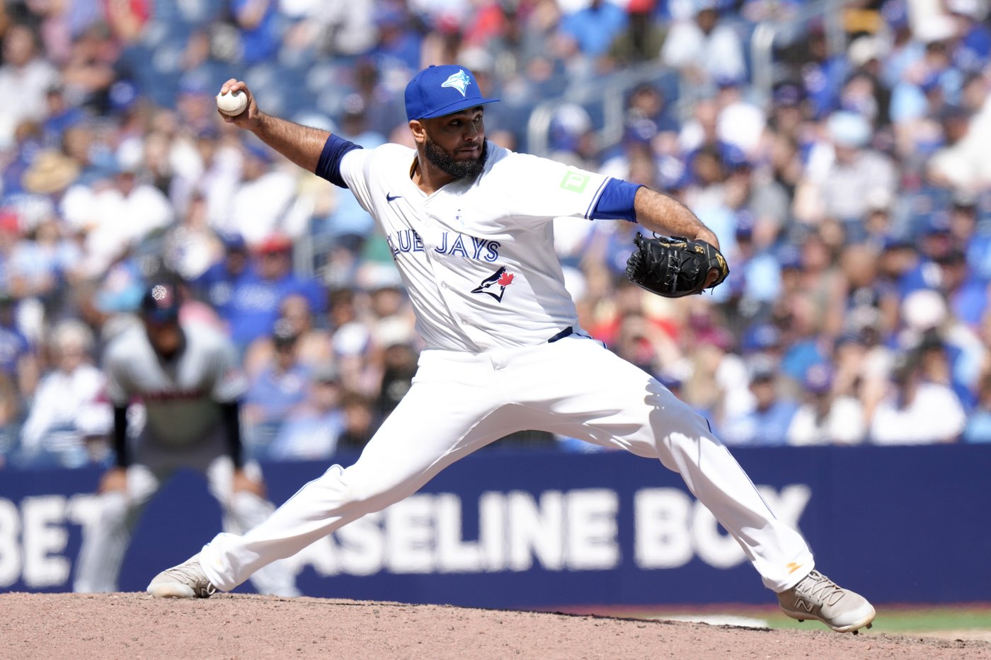 Toronto Blue Jays officially sign reliever Garcia to two-year, US$15M deal | iNFOnews.ca Toronto Blue Jays officially sign reliever Garcia to two-year, US$15M deal | iNFOnews.ca