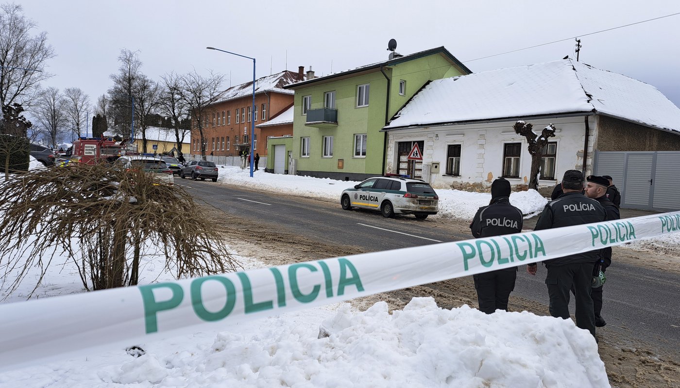 Student detained in Slovakia after 2 people fatally stabbed at high school | iNFOnews.ca