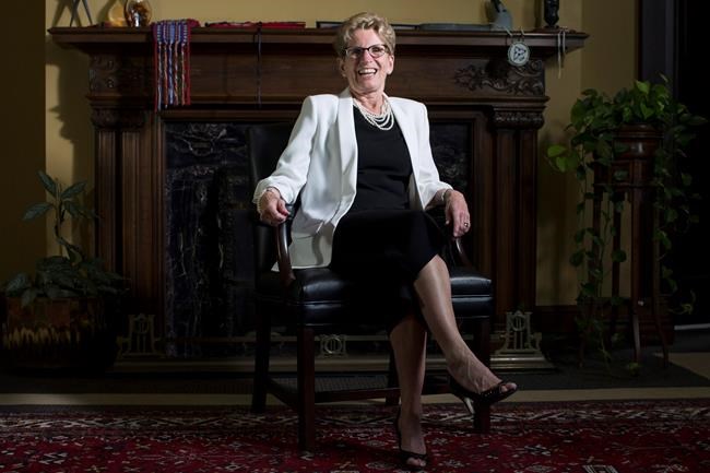 Wynne says Clinton would be a great president, prospect of Trump is frightening | iNFOnews.ca