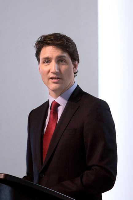 Trudeau, Macron mount transatlantic press on Trump's pending steel tariffs | iNFOnews.ca