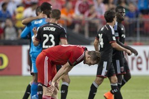 Moore scores for Toronto FC in 2-1 loss to D.C. United in return to BMO Field | iNFOnews.ca CP29032874