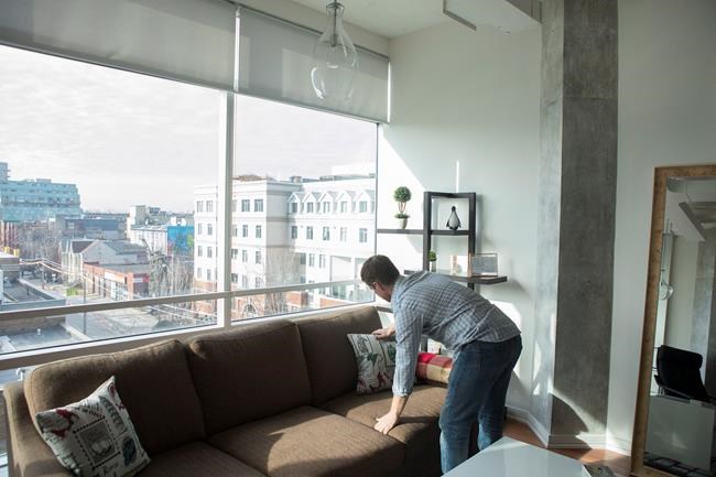 Renters and Airbnb landlords square off as Toronto considers new short-term rental rules | iNFOnews.ca Renters and Airbnb landlords square off as Toronto considers new short-term rental rules | iNFOnews.ca