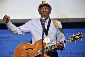 Rock hall to honour Chuck Berry as subject of American Music Masters | iNFOnews.ca CP19508267
