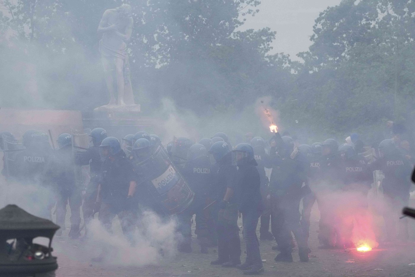 Playing Rome derby in lunchtime heat due to violence worries is 'a loss for soccer,' Sarri says | iNFOnews.ca
