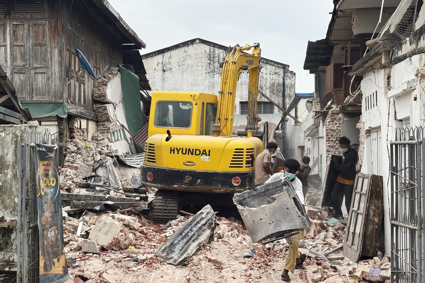 Aftershocks and lack of resources hinder recovery work 3 weeks after Myanmar's deadly earthquake | iNFOnews.ca Aftershocks and lack of resources hinder recovery work 3 weeks after Myanmar's deadly earthquake | iNFOnews.ca