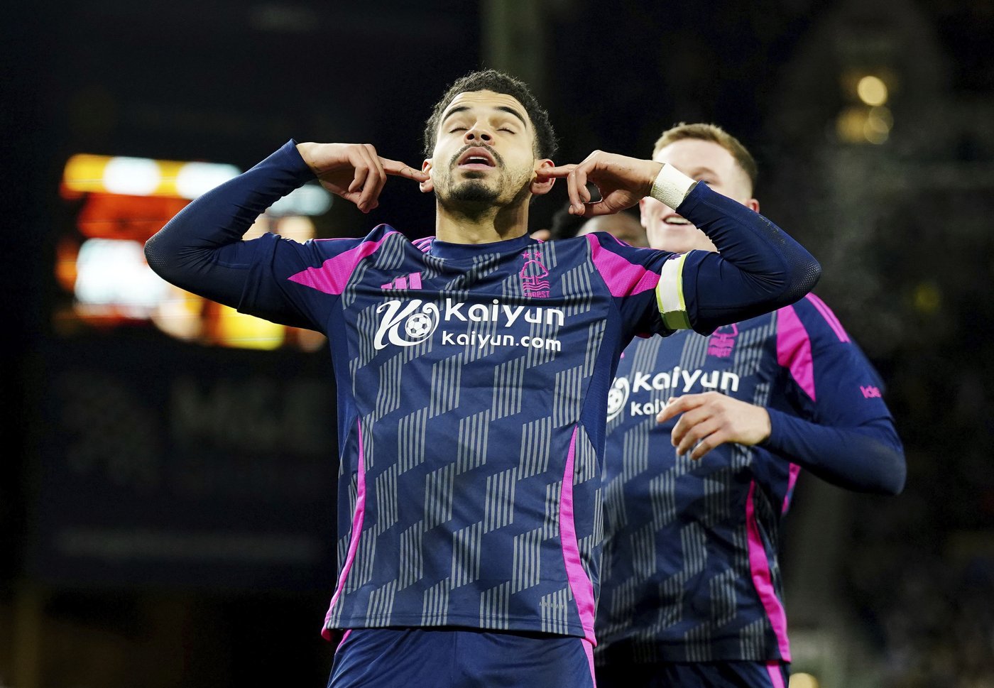 Forest wins at Wolves and closes gap on Premier League leader Liverpool | iNFOnews.ca