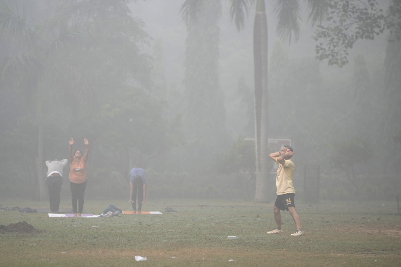 New Delhi closes schools, bans construction as air pollution shoots up to worst level this season | iNFOnews.ca