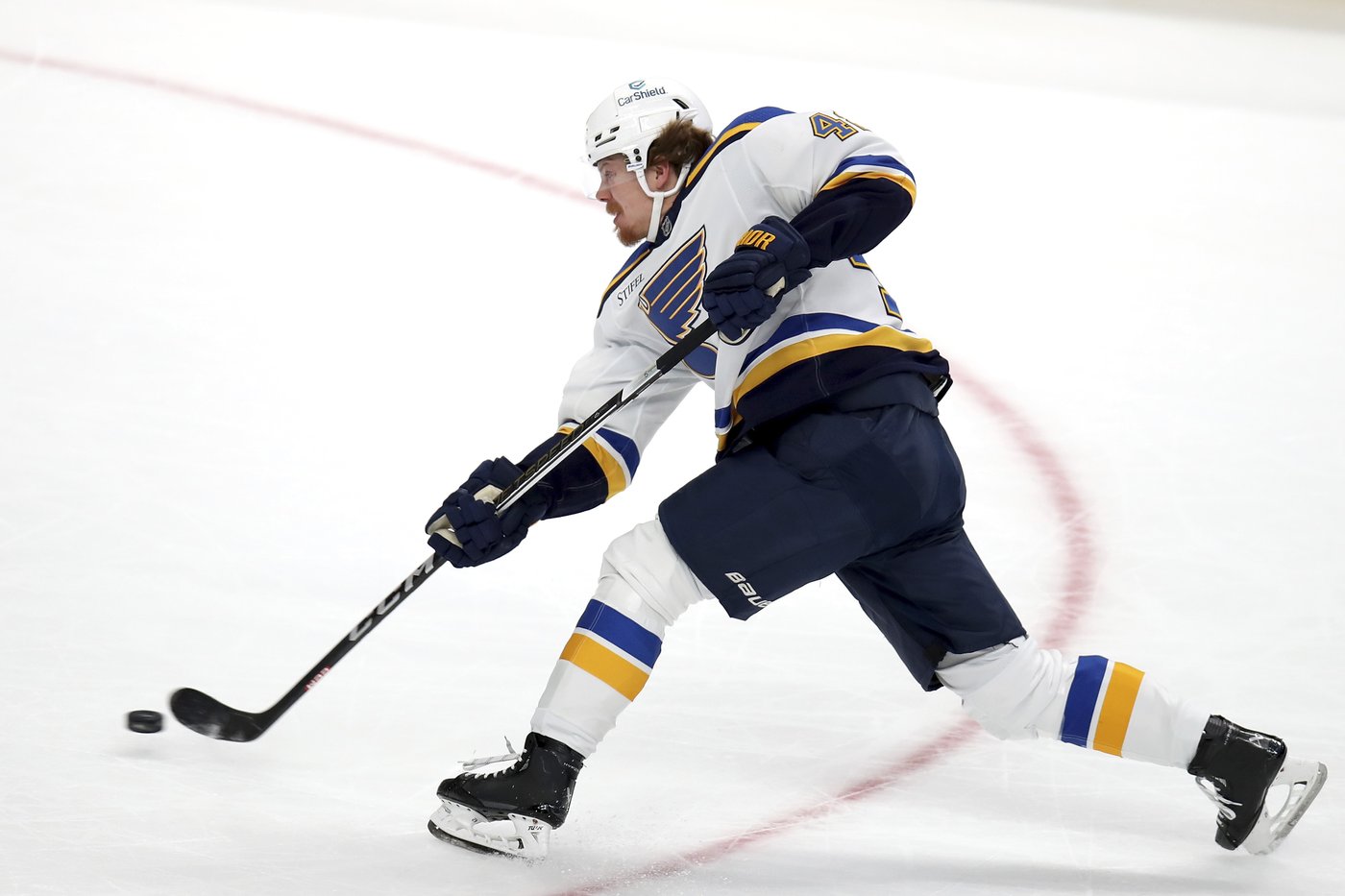 Edmonton Oilers claim forward Kasperi Kapanen off waivers from St. Louis Blues | iNFOnews.ca