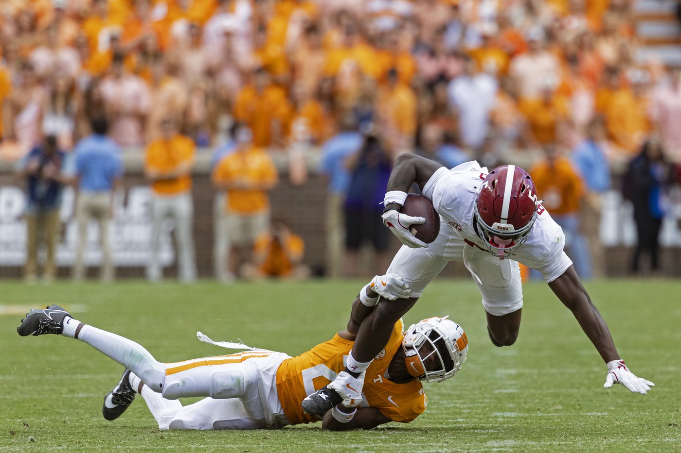 No. 15 Alabama hosts No. 21 Missouri in battle of fallen former Top 10 teams | iNFOnews.ca