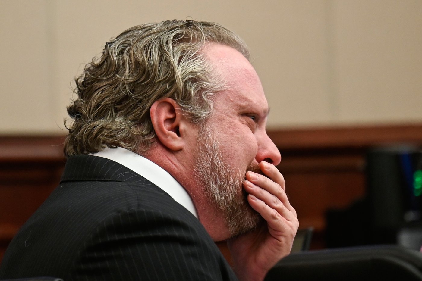 Financial problems and affairs led Colorado dentist to poison wife's protein shakes, prosecutors say | iNFOnews.ca