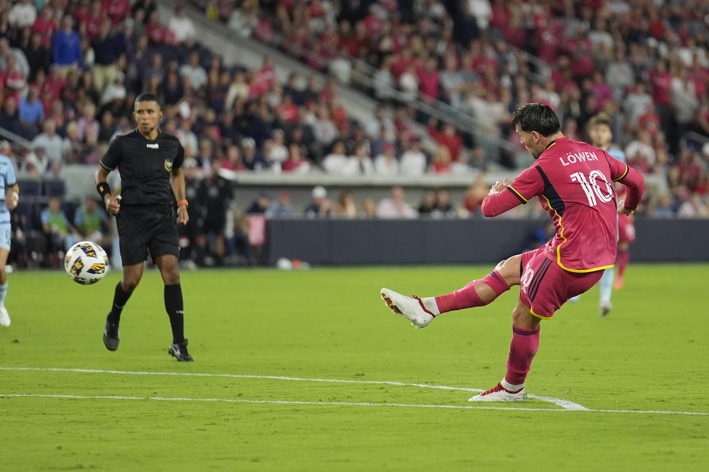 Cedric Teuchert's goal, 2 assists help St. Louis City beat Sporting KC 3-1 | iNFOnews.ca Cedric Teuchert's goal, 2 assists help St. Louis City beat Sporting KC 3-1 | iNFOnews.ca
