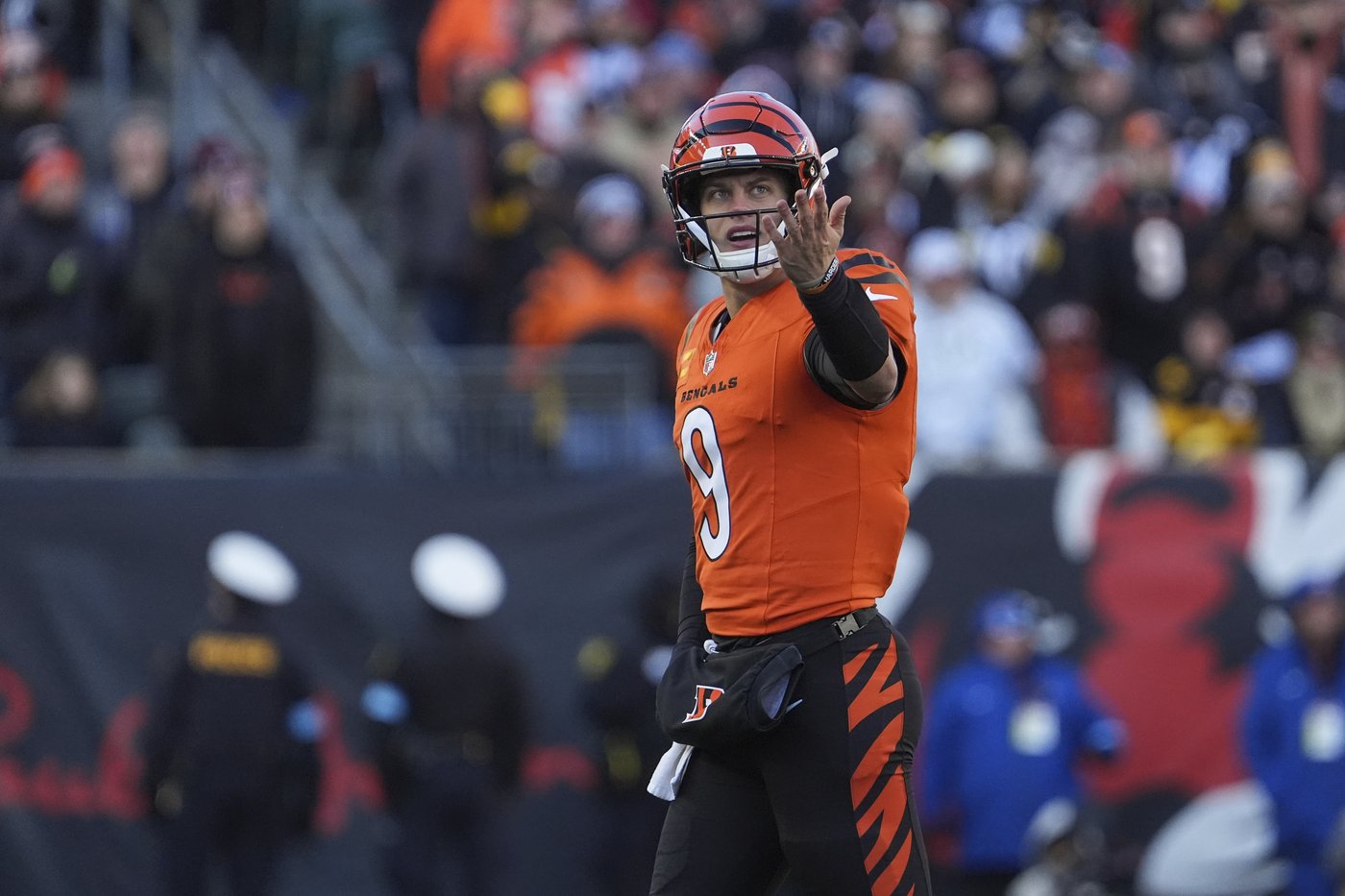 Bengals defense flops again in 44-38 loss to Steelers | iNFOnews.ca Bengals defense flops again in 44-38 loss to Steelers | iNFOnews.ca