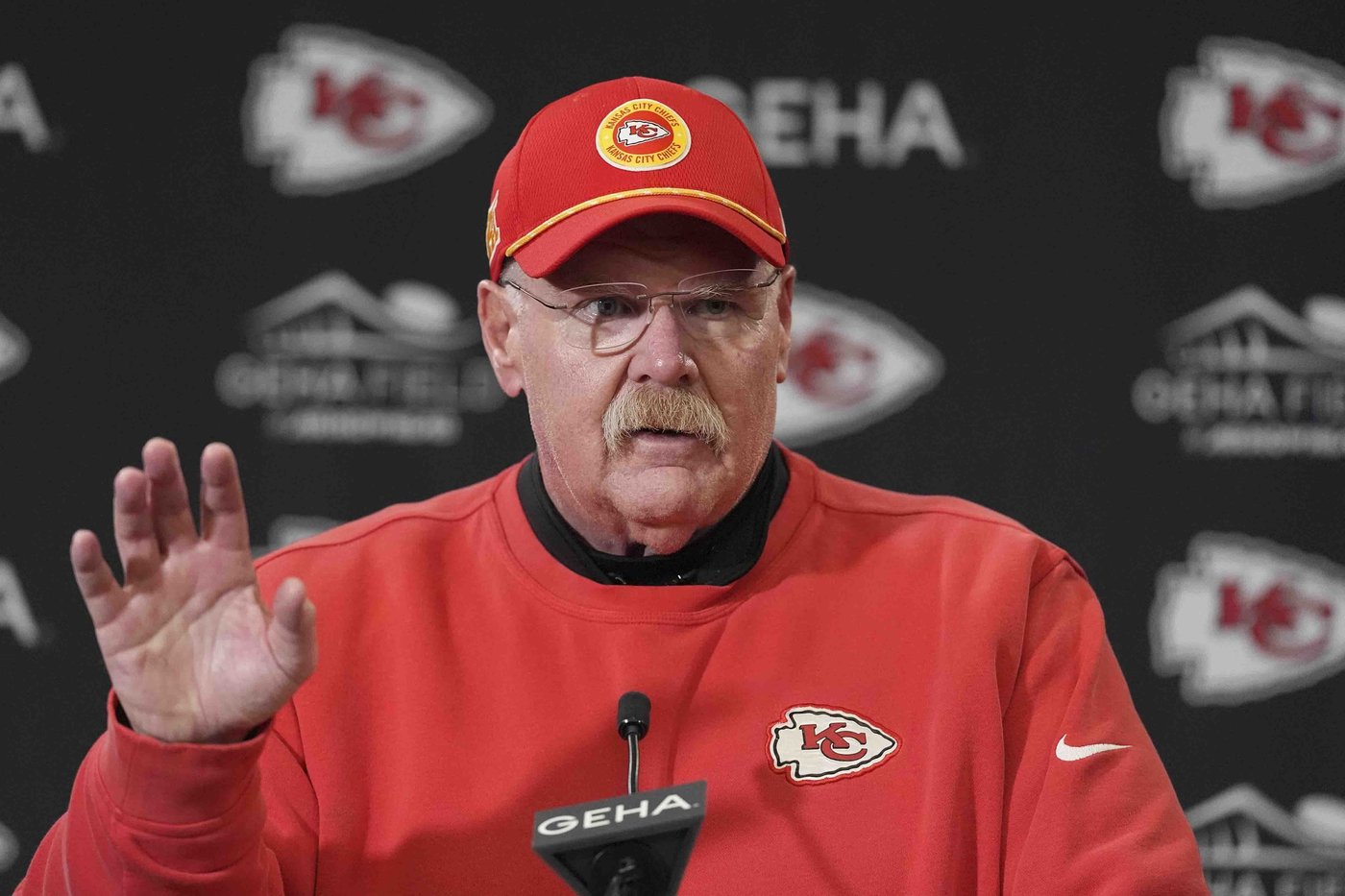 Chiefs QB Patrick Mahomes could have new blindside protector when he faces Chargers on Sunday night | iNFOnews.ca Chiefs QB Patrick Mahomes could have new blindside protector when he faces Chargers on Sunday night | iNFOnews.ca
