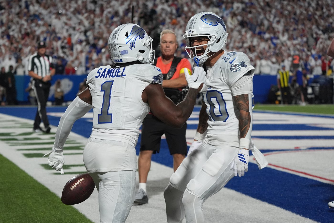 Drake Maye leads Patriots to 23-20 win over Bills, leaving NFL without an unbeaten team | iNFOnews.ca Drake Maye leads Patriots to 23-20 win over Bills, leaving NFL without an unbeaten team | iNFOnews.ca