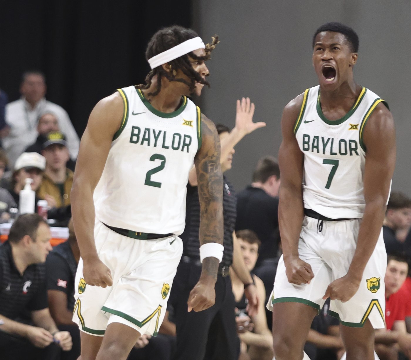 Norchad Omier, VJ Edgecombe each score 18 and Baylor beats Cincinnati for 10th straight home victory | iNFOnews.ca
