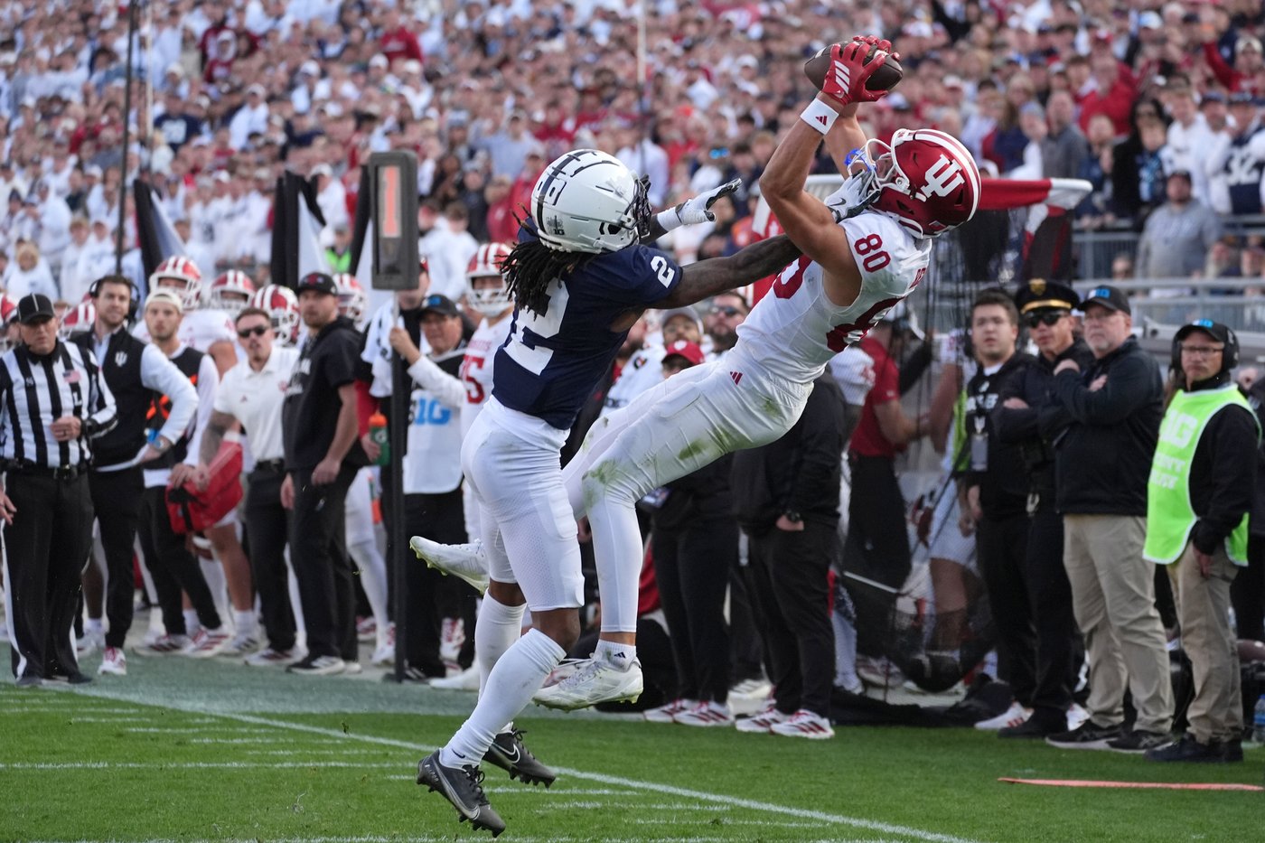 Omar Cooper Jr's toe-tap TD keeps No. 2 Indiana's undefeated season alive vs Penn State in 27-24 win | iNFOnews.ca