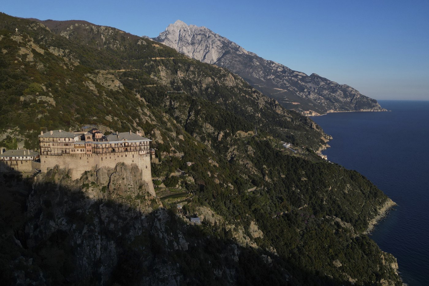 Clinging to a Greek cliff, this monastery welcomes people from around the world. No women allowed | iNFOnews.ca Clinging to a Greek cliff, this monastery welcomes people from around the world. No women allowed | iNFOnews.ca