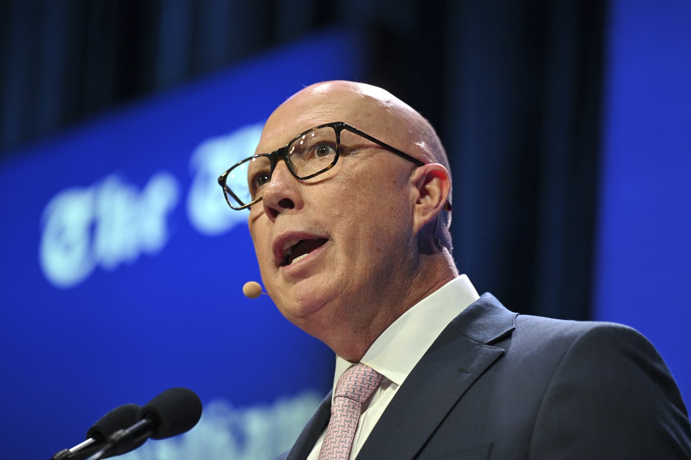 Australian opposition leader says his home was the target of an alleged bomb plot | iNFOnews.ca