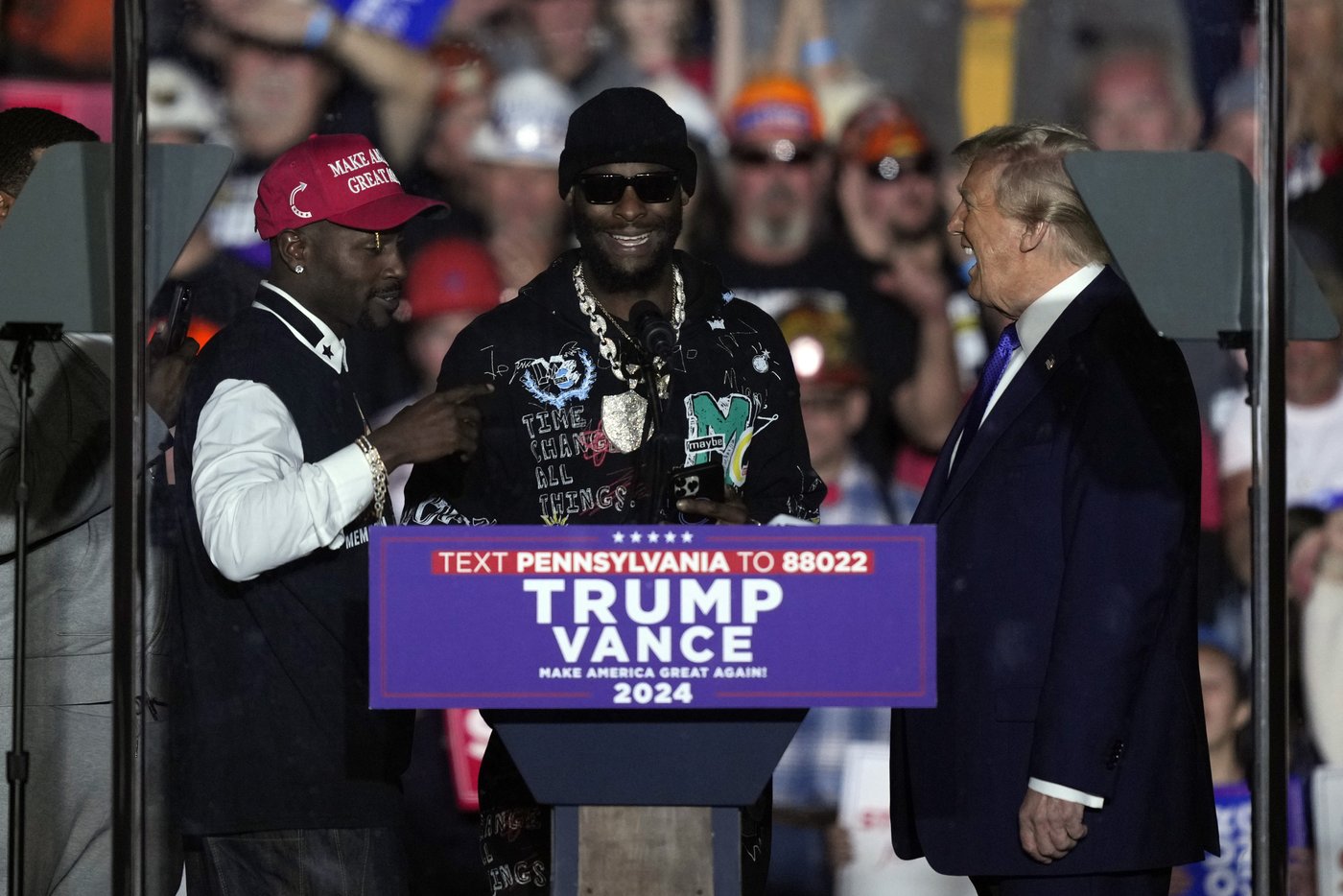 Trump kicks off a Pennsylvania rally by talking about Arnold Palmer's genitalia | iNFOnews.ca