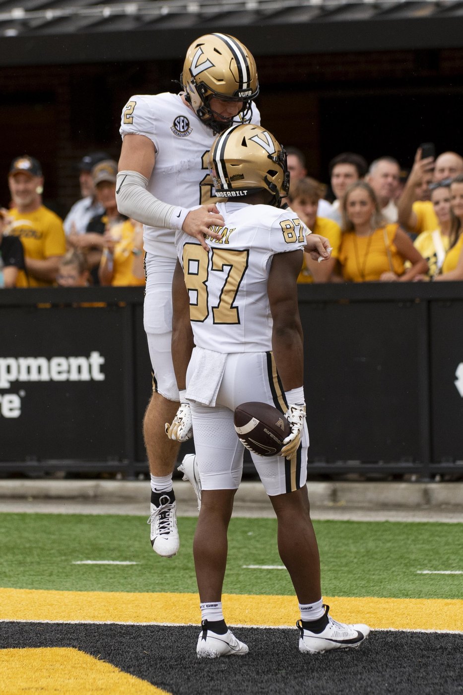 Blake Craig overcomes 3 FG misses, hits in 2OT to deliver No. 7 Missouri 30-27 win over Vanderbilt | iNFOnews.ca Blake Craig overcomes 3 FG misses, hits in 2OT to deliver No. 7 Missouri 30-27 win over Vanderbilt | iNFOnews.ca