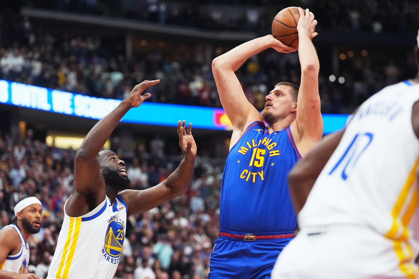 Nuggets dominate Warriors without Stephen Curry 129-104, Nikola Jokic just shy of triple-double | iNFOnews.ca