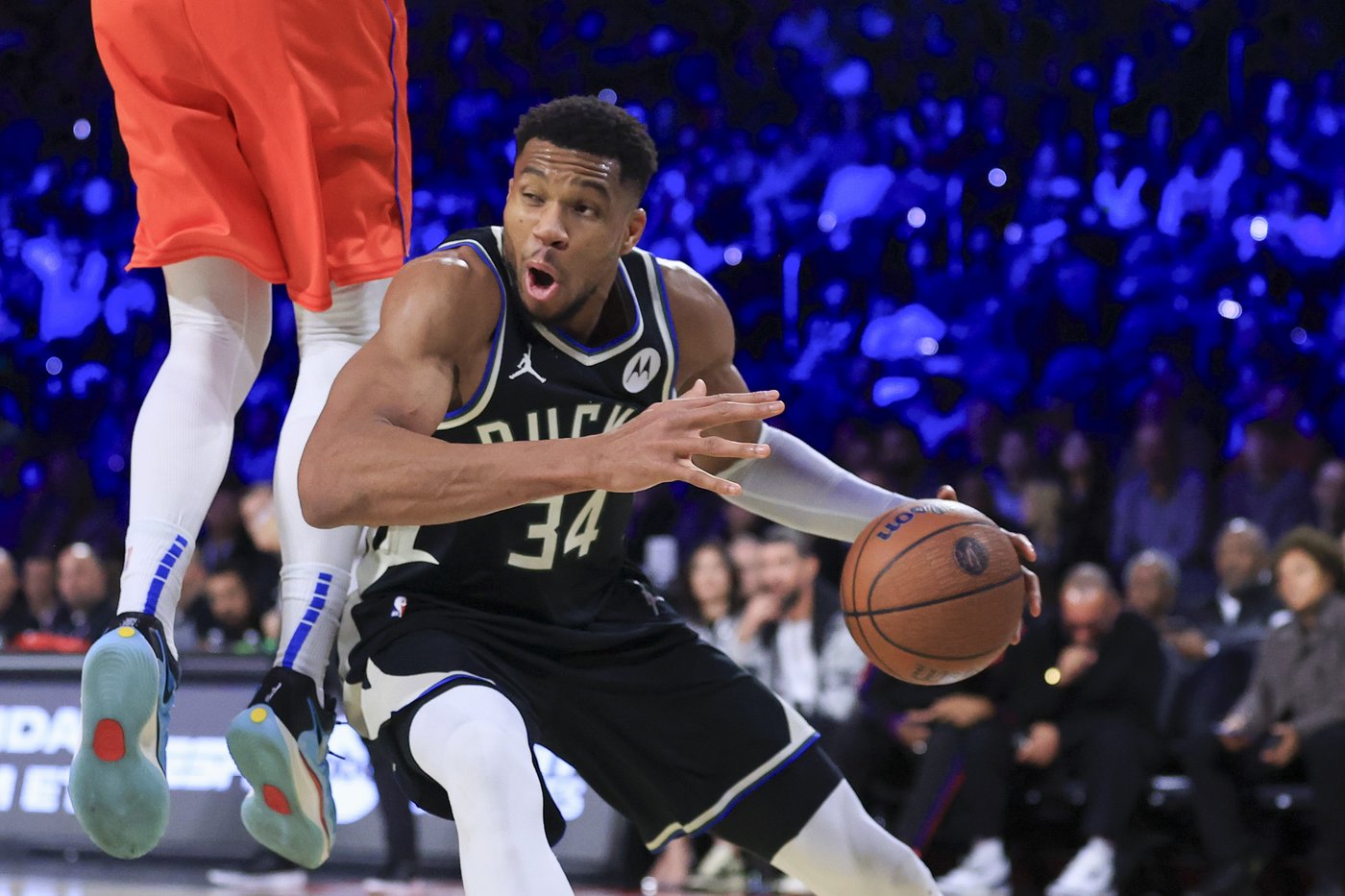 Lillard and Antetokounmpo won an NBA Cup together. Now, the next challenge: chasing the big prize | iNFOnews.ca Lillard and Antetokounmpo won an NBA Cup together. Now, the next challenge: chasing the big prize | iNFOnews.ca