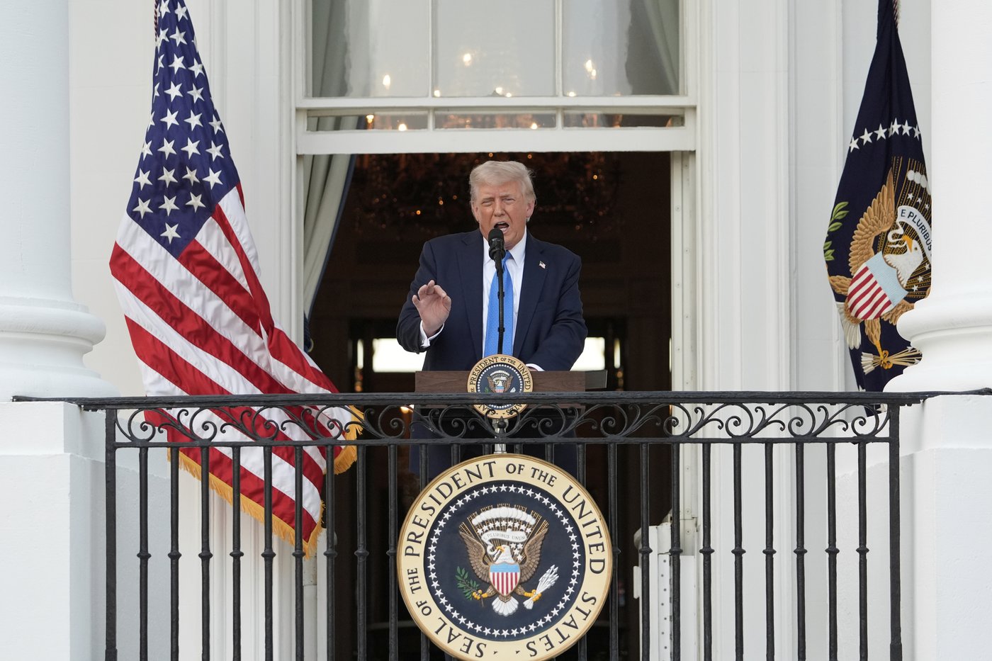 Here are the 12 countries Trump placed under travel bans, and the 7 newly under travel restrictions | iNFOnews.ca Here are the 12 countries Trump placed under travel bans, and the 7 newly under travel restrictions | iNFOnews.ca