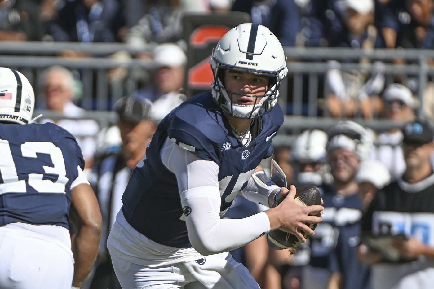 Drew Allar throws TD, runs for another as No. 7 Penn State beats UCLA 27-11 | iNFOnews.ca Drew Allar throws TD, runs for another as No. 7 Penn State beats UCLA 27-11 | iNFOnews.ca