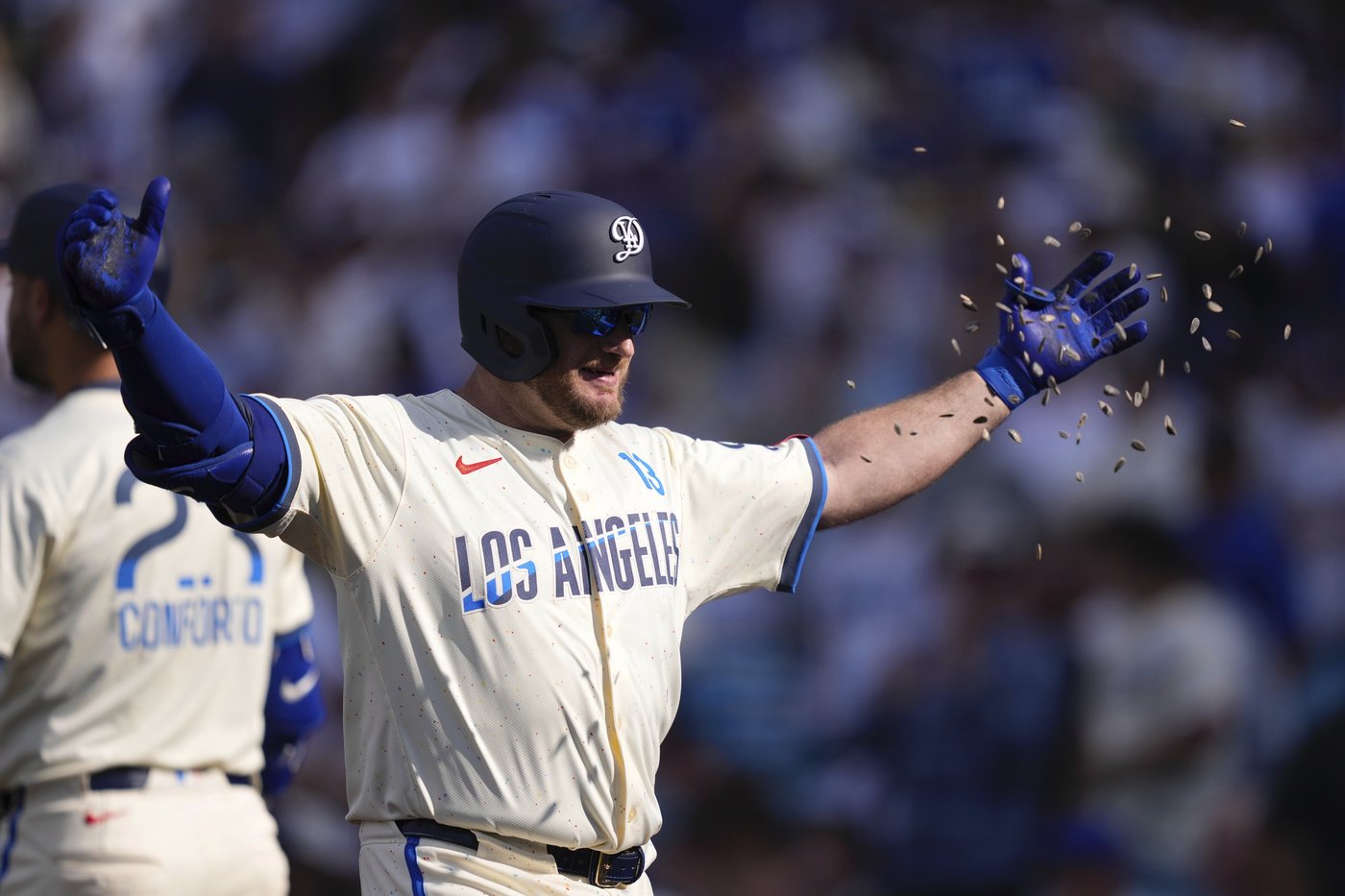 Muncy powers Dodgers with 7 RBIs in 18-2 rout of Yankees, LA's most runs ever vs New York | iNFOnews.ca