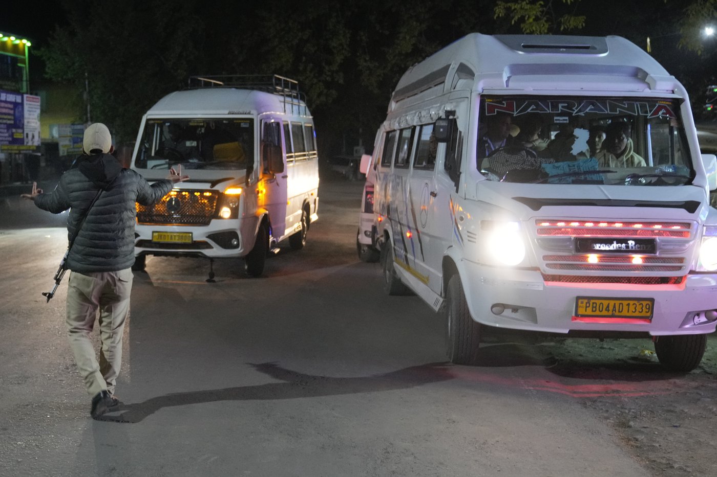 Militants kill at least 26 tourists at a resort in Indian-controlled Kashmir | iNFOnews.ca Militants kill at least 26 tourists at a resort in Indian-controlled Kashmir | iNFOnews.ca