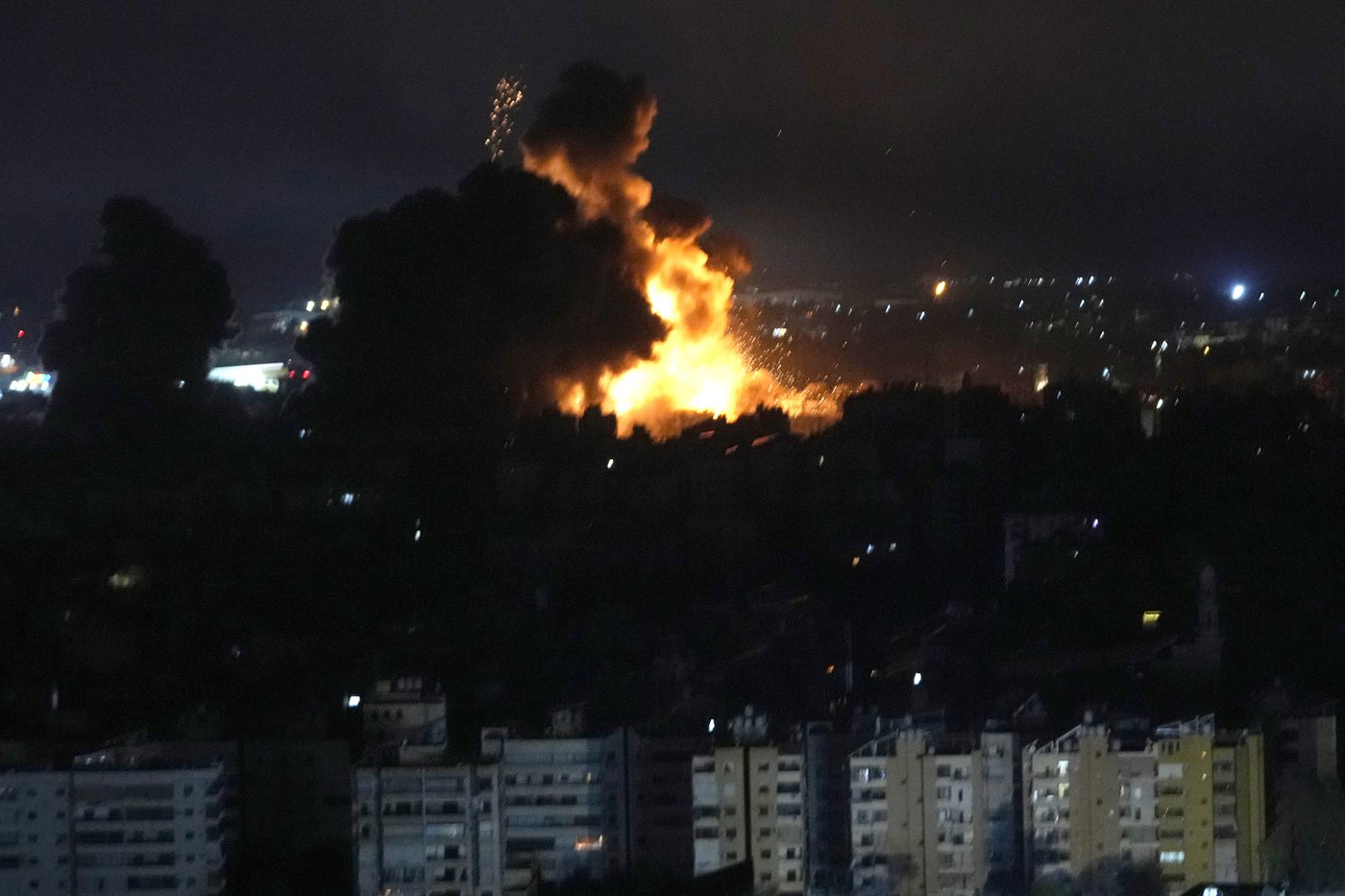 Israeli airstrikes rock southern suburbs of Beirut and cut off a key crossing into Syria | iNFOnews.ca Israeli airstrikes rock southern suburbs of Beirut and cut off a key crossing into Syria | iNFOnews.ca