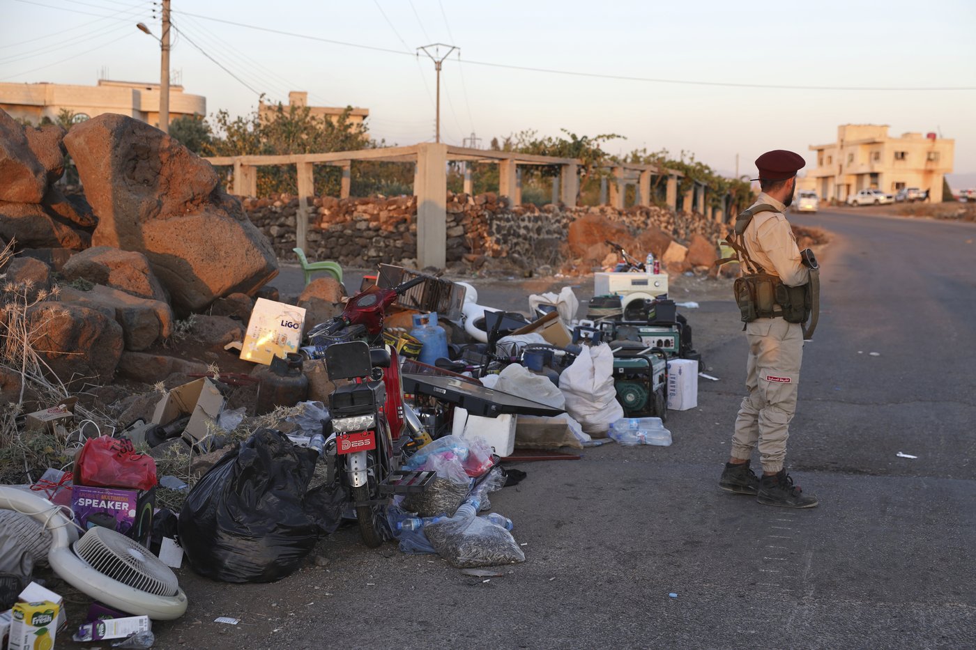 Syria announces ceasefire after sectarian clashes, but more fighting and abuse alleged | iNFOnews.ca Syria announces ceasefire after sectarian clashes, but more fighting and abuse alleged | iNFOnews.ca