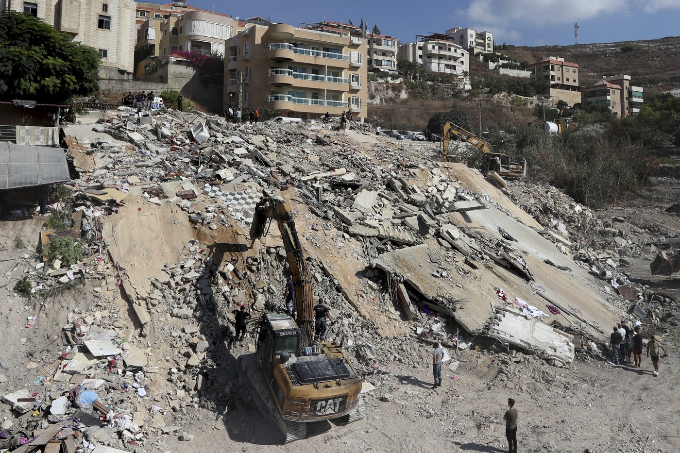 A Lebanese family was holding a Sunday gathering when an Israeli strike toppled their building | iNFOnews.ca A Lebanese family was holding a Sunday gathering when an Israeli strike toppled their building | iNFOnews.ca