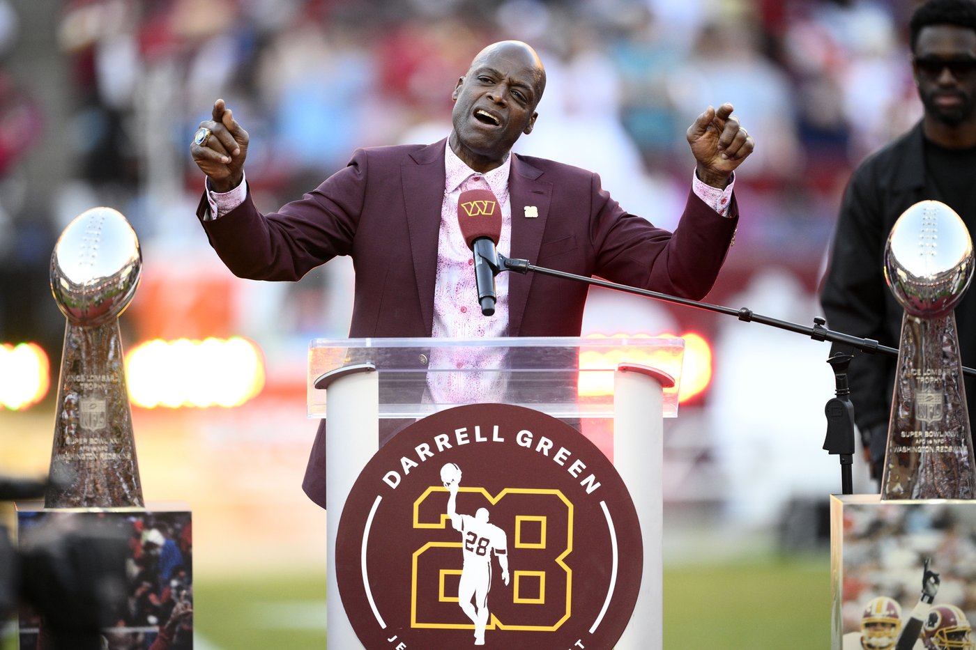 Darrell Green gets his No. 28 retired by Washington more than two decades since his final season | iNFOnews.ca