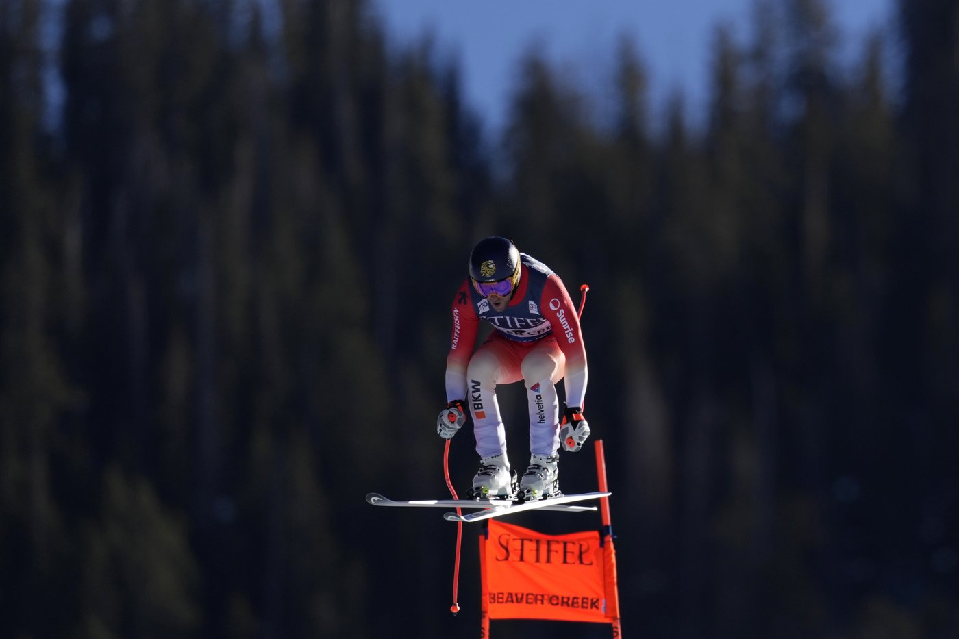 Murisier claims 1st World Cup win by taking men's downhill, Canada's Crawford fourth | iNFOnews.ca