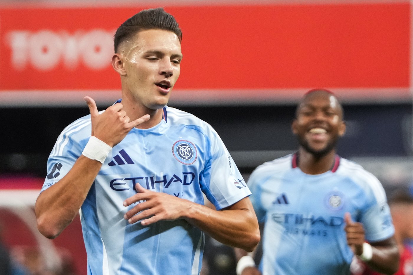 Tomás Romero picks up second victory in three starts and New York City FC beats Toronto FC 3-1 | iNFOnews.ca Tomás Romero picks up second victory in three starts and New York City FC beats Toronto FC 3-1 | iNFOnews.ca