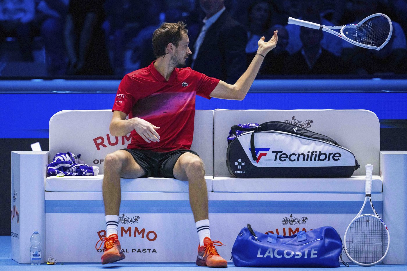 Fritz frustrates Medvedev and the Russian loses his temper at the ATP Finals. Sinner beats De Minaur | iNFOnews.ca