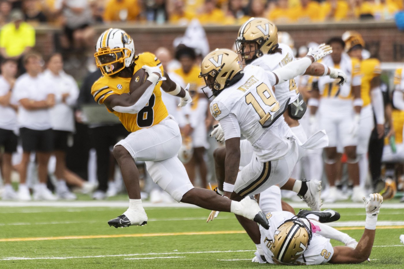 No. 7 Mizzou overcomes mistakes once again, escapes with a 30-27 double-OT win over Vandy | iNFOnews.ca No. 7 Mizzou overcomes mistakes once again, escapes with a 30-27 double-OT win over Vandy | iNFOnews.ca
