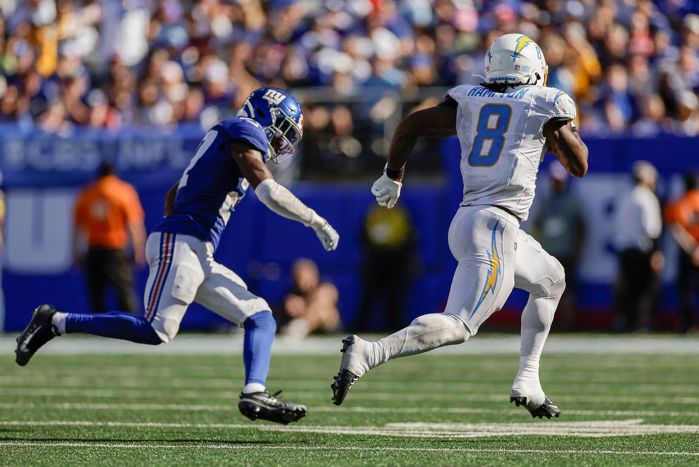 Chargers host Commanders as top rookie rushers Hampton and Croskey-Merritt match up | iNFOnews.ca