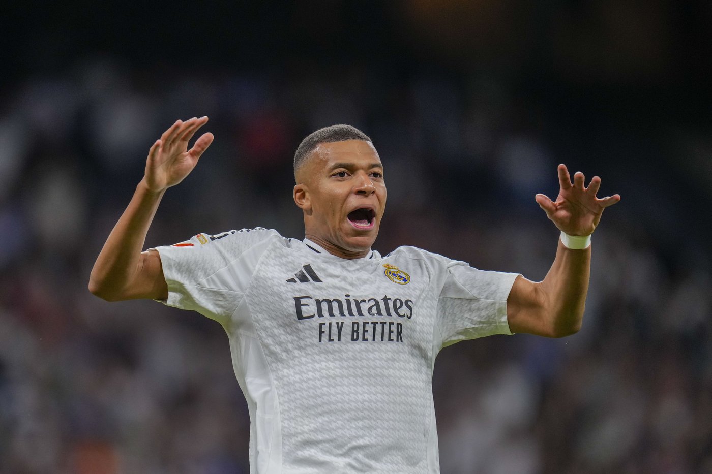 Mbappé extends scoring streak as Real Madrid beats Alaves 3-2 in Spanish league | iNFOnews.ca