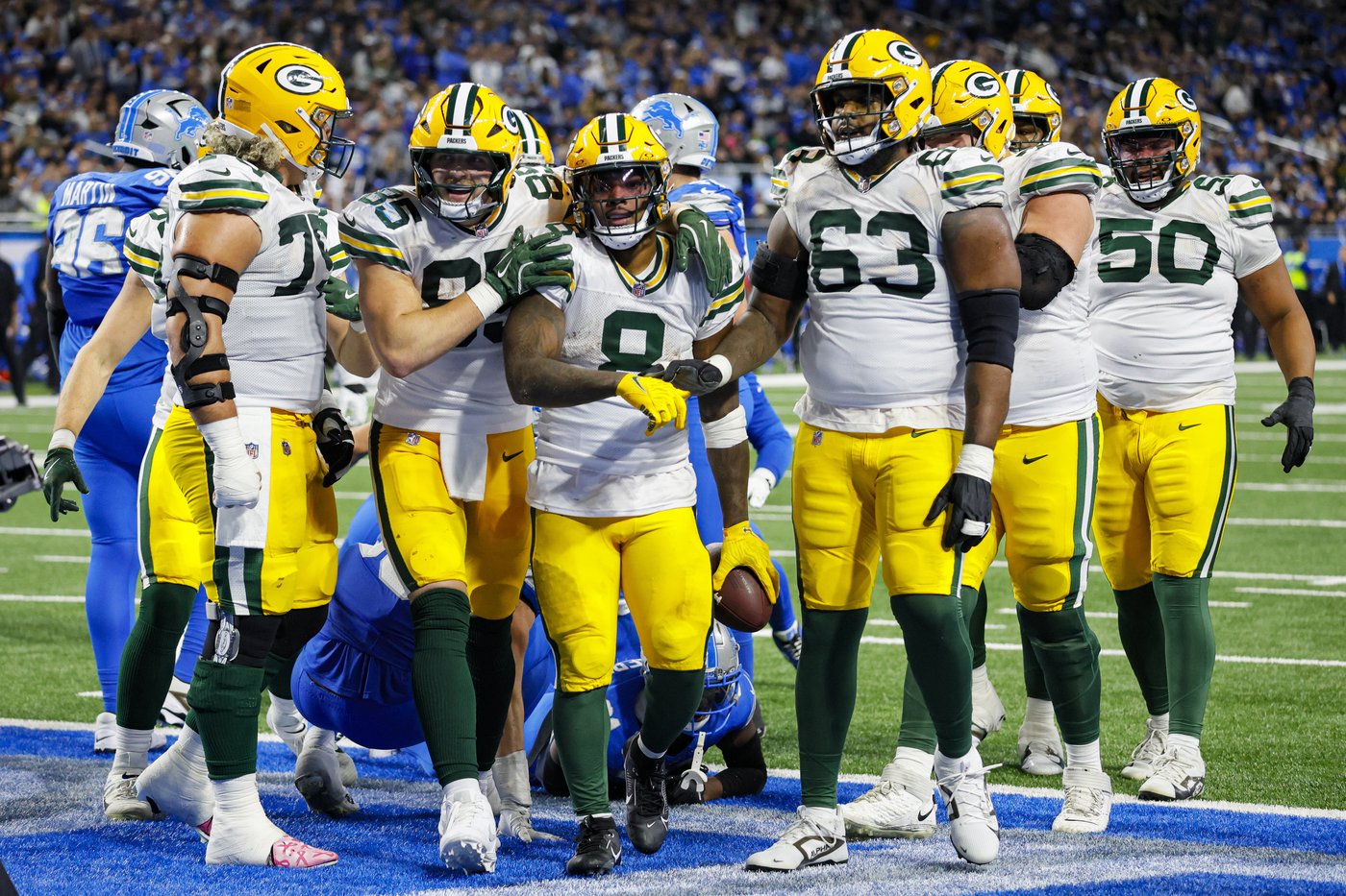 Dan Campbell's 4th-down gambles help Lions beat Packers 34-31 and clinch playoffs | iNFOnews.ca